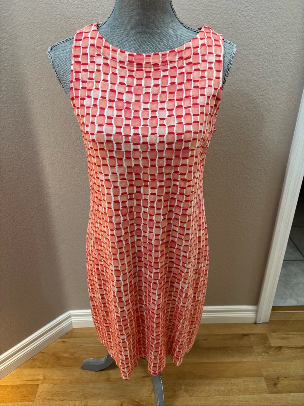 Tommy Bahama Coral and White Patterned Midi Dress Size Medium